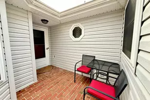 11220 Westhampton Ct, Fredericksburg, VA 22407 - Photo 4