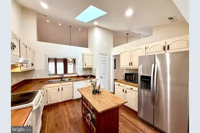 11220 Westhampton Court, Fredericksburg, VA 22407 - Photo 6