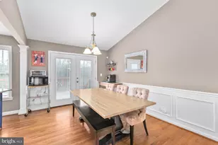 11109 Surry Woods Ct, Fredericksburg, VA 22407 - Photo 6