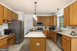 13004 Crested Ct, Fredericksburg, VA 22408 - Photo 18