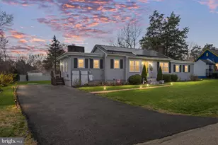 216 Lorraine Ave, Fredericksburg, VA 22408 - Photo 2