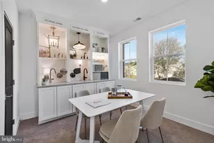 9211 Forkleaf Oak Dr, Fredericksburg, VA 22407 - Photo 8