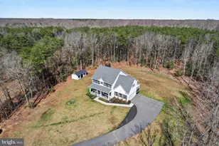 7701 Riparian Ct, Fredericksburg, VA 22408 - Photo 2