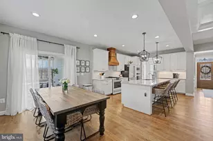 7701 Riparian Ct, Fredericksburg, VA 22408 - Photo 8