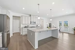 11003 Waterstone Pl, Spotsylvania, VA 22551 - Photo 4