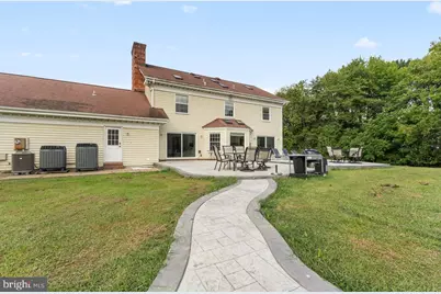 19 Twin Springs Drive, Fredericksburg, VA 22407 - Photo 2