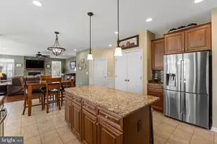 10502 Turning Leaf Ln, Spotsylvania, VA 22551 - Photo 14