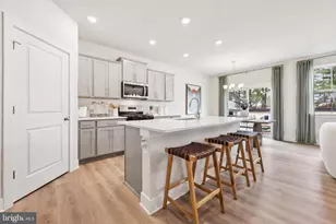 11507 Chalmers Ln, Fredericksburg, VA 22407 - Photo 10