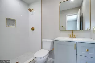 322 Clay St, Fredericksburg, VA 22408 - Photo 30
