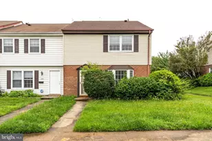 322 Clay St, Fredericksburg, VA 22408 - Photo 1