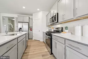 11789 Wales Dr, Fredericksburg, VA 22407 - Photo 14