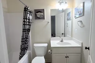 2429 Drake Ln, Fredericksburg, VA 22408 - Photo 4