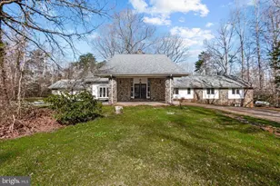 7621 River Rd, Fredericksburg, VA 22407 - Photo 2