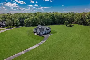 9435 Signature Way, Fredericksburg, VA 22407 - Photo 2