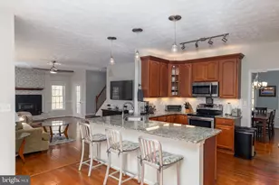 10910 Cinnamon Teal Dr, Spotsylvania, VA 22553 - Photo 6