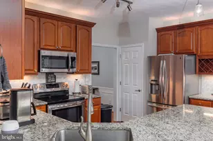 10910 Cinnamon Teal Dr, Spotsylvania, VA 22553 - Photo 8