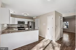 9928 Matti Hill Ct, Fredericksburg, VA 22408 - Photo 10