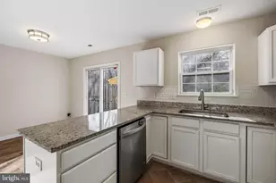 9928 Matti Hill Ct, Fredericksburg, VA 22408 - Photo 14