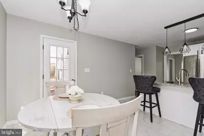 11709 Woodland View Drive, Fredericksburg, VA 22407 - Photo 12