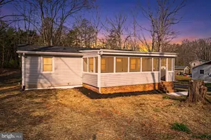 5200 Hams Ford Rd, Woodford, VA 22580 - Photo 4