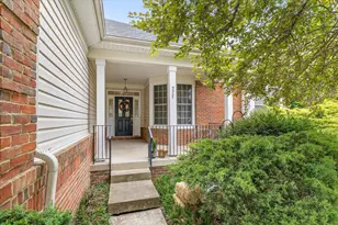 5327 W Philippi Pl, Fredericksburg, VA 22407 - Photo 2