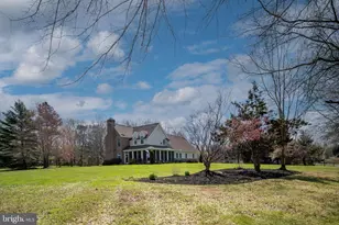 10752 Bridlerein Ct, Spotsylvania, VA 22553 - Photo 8