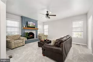 10752 Bridlerein Ct, Spotsylvania, VA 22553 - Photo 18