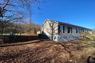 10504 Benchmark Rd, Fredericksburg, VA 22408 - Photo 2