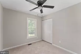 11600 Creeks View Dr, Fredericksburg, VA 22407 - Photo 16