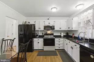 15 Timberland Dr, Fredericksburg, VA 22407 - Photo 10