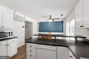 11806 Camelot Way, Fredericksburg, VA 22407 - Photo 12