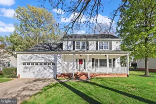 503 Maple Grove Dr, Fredericksburg, VA 22407 - Photo 2