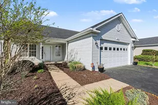 6902 Castleton Dr, Fredericksburg, VA 22407 - Photo 4