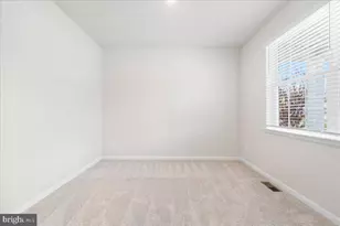 7404 Jake Ct, Fredericksburg, VA 22407 - Photo 14