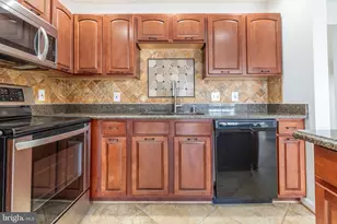 7308 Wytheville Cir, Fredericksburg, VA 22407 - Photo 20