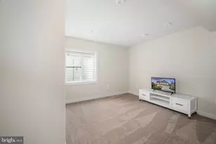 9104 Maple Run Dr, Fredericksburg, VA 22407 - Photo 54