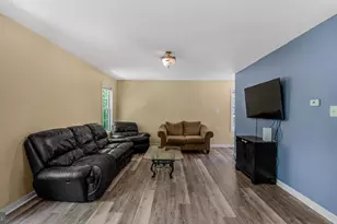 12804 Plantation Dr, Spotsylvania, VA 22551 - Photo 8
