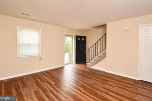 303 Olde Greenwich Dr, Fredericksburg, VA 22408 - Photo 2