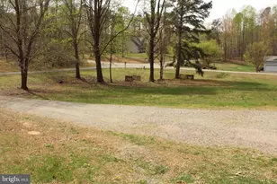 11301 Piney Forest Dr, Bumpass, VA 23024 - Photo 10