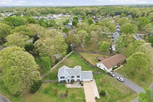 10507 Heather Greens Cir, Spotsylvania, VA 22553 - Photo 2