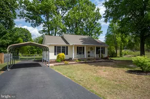 7404 N Katie Dr, Fredericksburg, VA 22407 - Photo 4