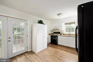 7404 N Katie Dr, Fredericksburg, VA 22407 - Photo 14