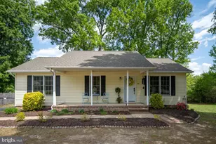 7404 N Katie Dr, Fredericksburg, VA 22407 - Photo 6