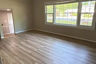 521 Laurel Ave, Fredericksburg, VA 22408 - Photo 6