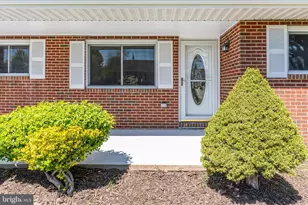 12018 Grantwood Dr, Fredericksburg, VA 22407 - Photo 4