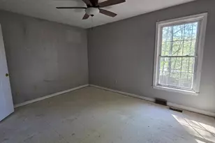 11913 Hunting Ridge Dr, Fredericksburg, VA 22407 - Photo 14