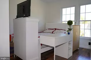 4004 Fountain Bridge Ct, Fredericksburg, VA 22408 - Photo 8