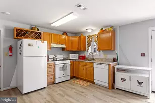 7920 S Woods Dr, Fredericksburg, VA 22408 - Photo 28