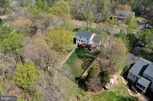 7920 S Woods Dr, Fredericksburg, VA 22408 - Photo 8