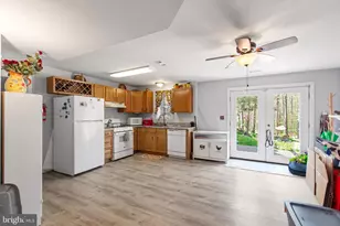 7920 S Woods Dr, Fredericksburg, VA 22408 - Photo 24